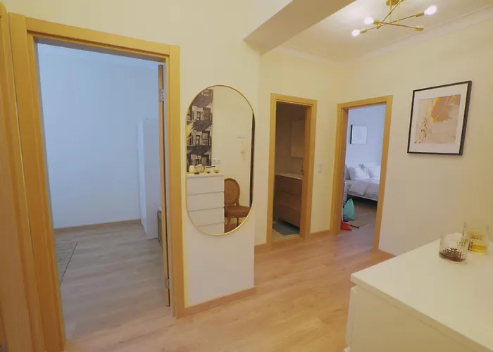 Charming 94d, Next To Metro شقة