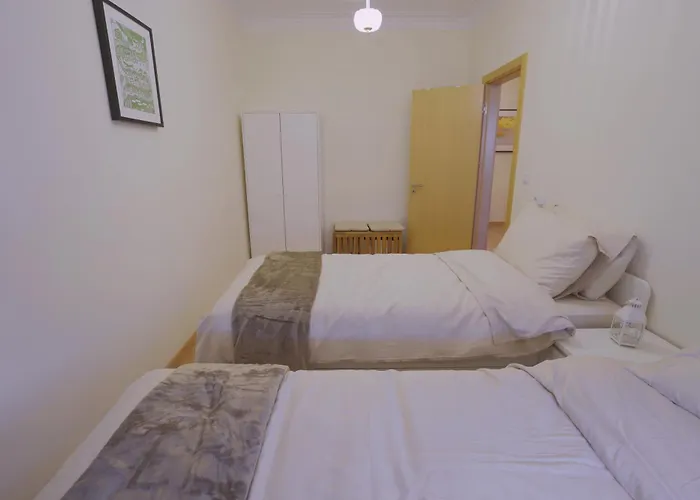 Charming 94d, Next To Metro شقة Lisboa