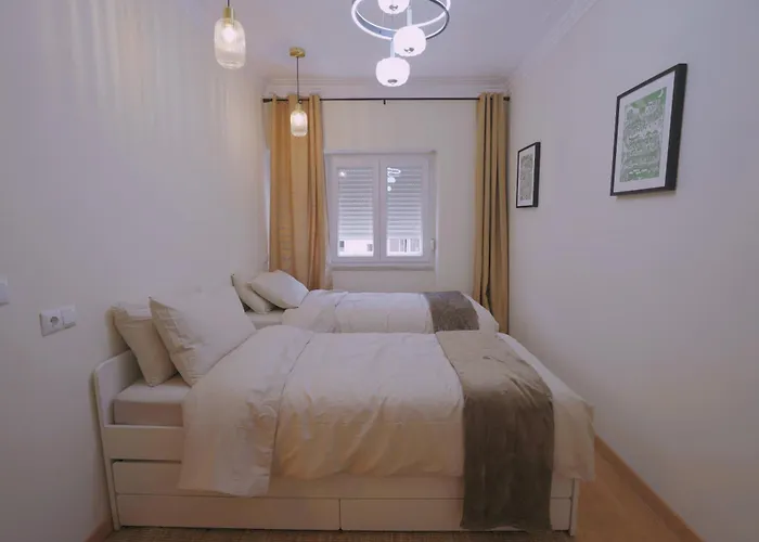 Charming 94d, Next To Metro شقة Lisboa