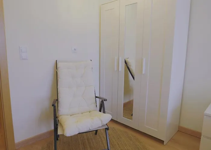 Charming 94d, Next To Metro Lisboa