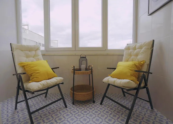 Charming 94d, Next To Metro Lisboa