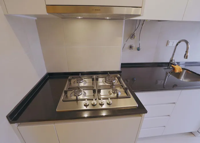 Charming 94d, Next To Metro * Lisboa