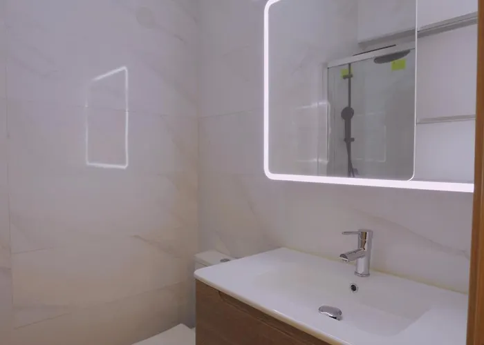 Charming 94d, Next To Metro Lisboa