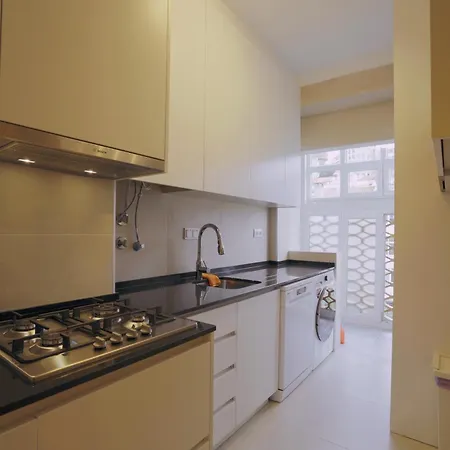 Apartment Charming 94d, Next To Metro