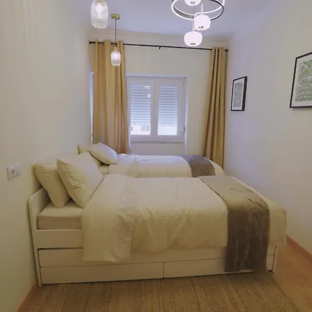 Charming 94d, Next To Metro * Lisbon