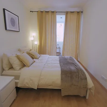 Charming 94d, Next To Metro * Lisboa